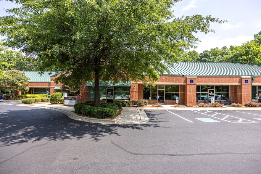 More Photos Of 6300-6310 Chapel Hill Rd, Raleigh Office For Sale