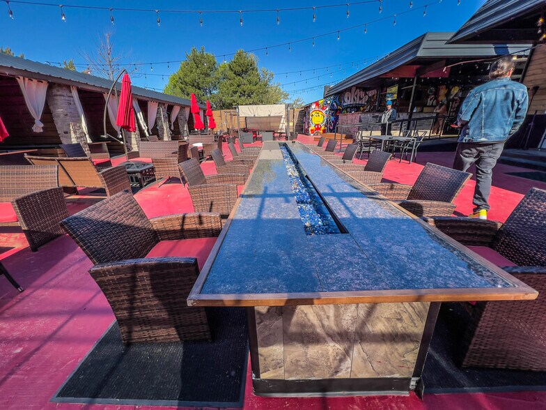 More Photos Of 5708 NW Expressway St, Oklahoma City General Retail For Sale