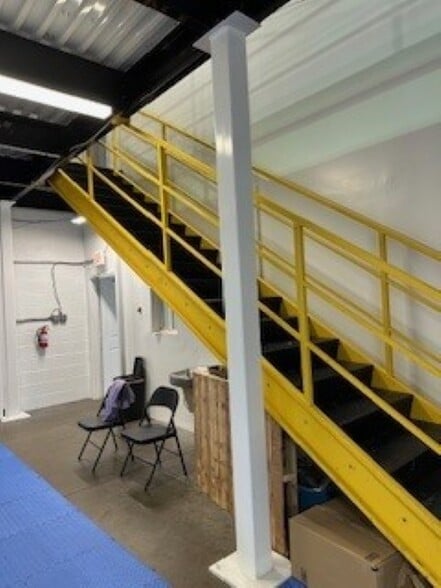 More Photos Of 3852 Dulles South Ct, Chantilly Industrial For Lease