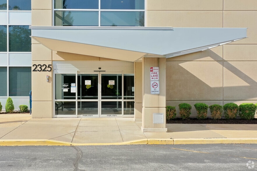 More Photos Of 2325 Dougherty Ferry Rd, Saint Louis Medical For Lease