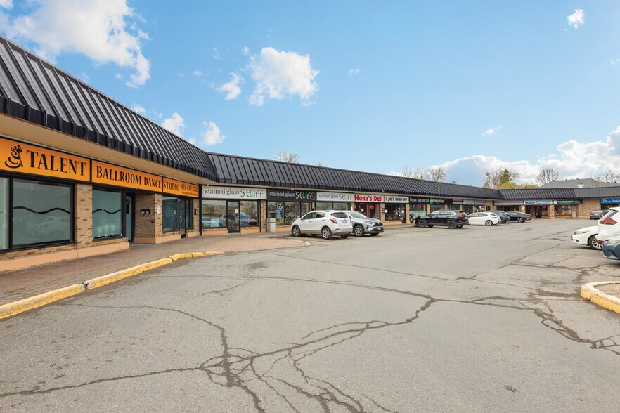 More Photos Of 2190-2194 Robertson Rd, Ottawa Freestanding For Sale
