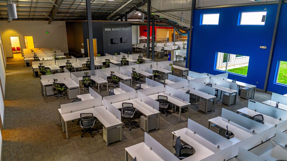 More Photos Of 4400 Port Union Rd, West Chester Light Distribution For Lease