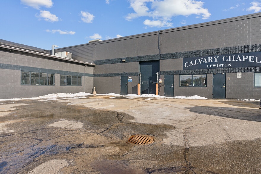 Primary Photo Of 777-785 Main St, Lewiston Warehouse For Lease