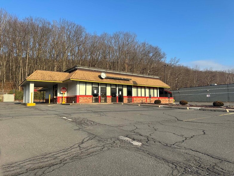 Primary Photo Of 615 Scranton Carbondale Hwy, Archbald Fast Food For Sale