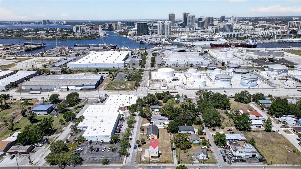 More Photos Of 2018 Grant St, Tampa Unknown For Lease