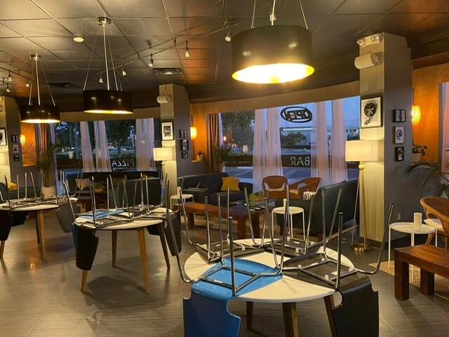 More Photos Of 350 E Seminole Blvd, Sanford Freestanding For Sale