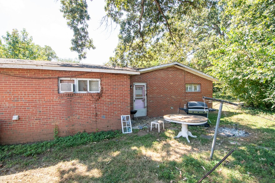 More Photos Of 3425 Martin Ave, Greensboro Apartments For Sale