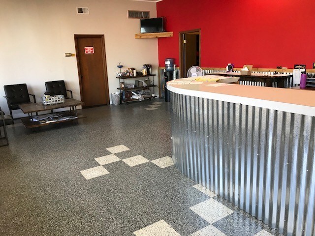 More Photos Of 2632 E St, Washougal Loft Creative Space For Sale