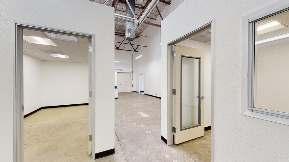 More Photos Of 1933 Davis St, San Leandro Unknown For Lease