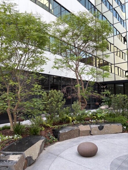 More Photos Of 5200 W Century Blvd, Los Angeles Office For Lease