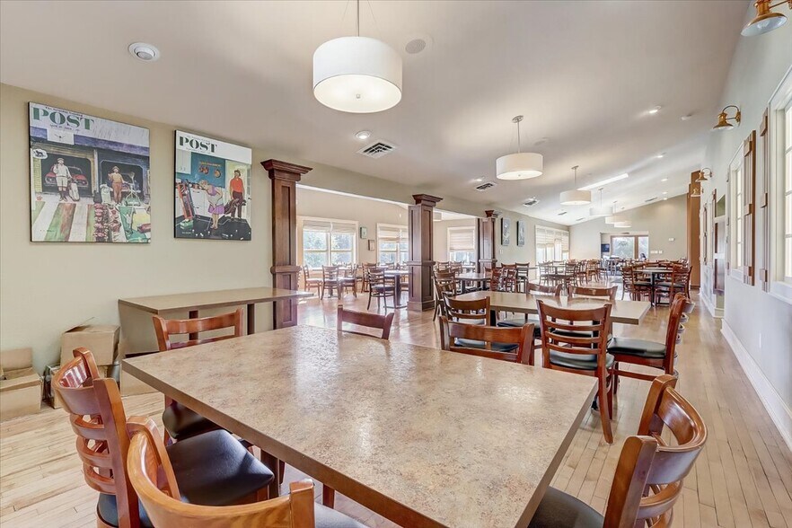 More Photos Of 800 S Main St, Lake Mills Golf Course Driving Range For Sale