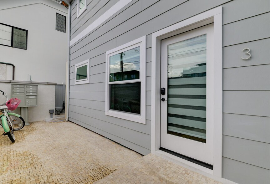 More Photos Of 2633 Ocean St, Carlsbad Apartments For Sale