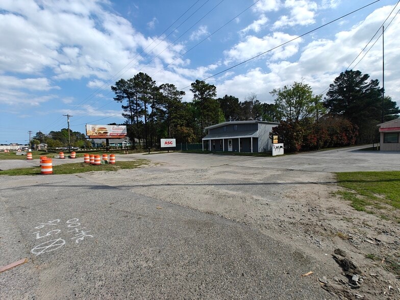 More Photos Of 1500 E Us-501 Hwy, Conway Flex For Sale