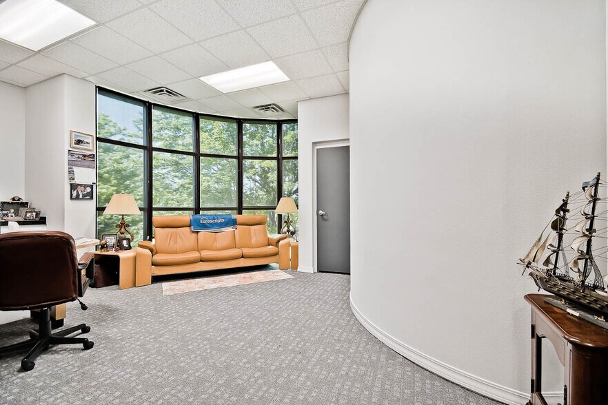 More Photos Of 1700 Industrial Drive, Rogers Office For Sale