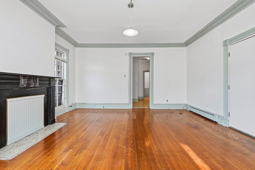 More Photos Of 203 Grand St, Newburgh Apartments For Sale