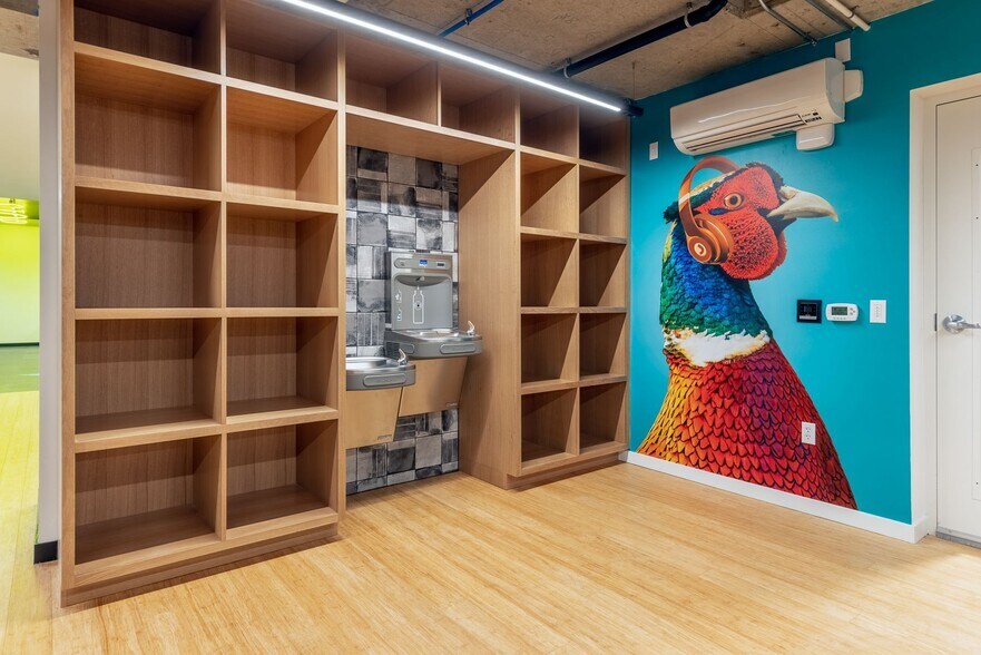 More Photos Of 2309 S Jackson St, Seattle Apartments For Lease