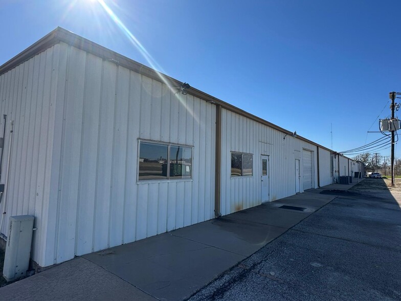 Primary Photo Of 1705 Industrial blvd, Brenham Industrial For Lease