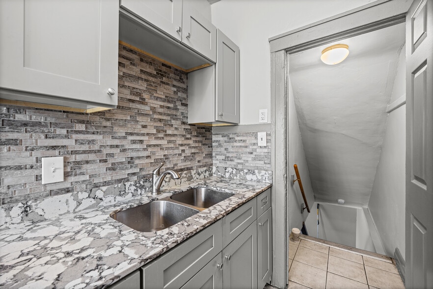 More Photos Of 1197 Virginia Park St, Detroit Apartments For Sale