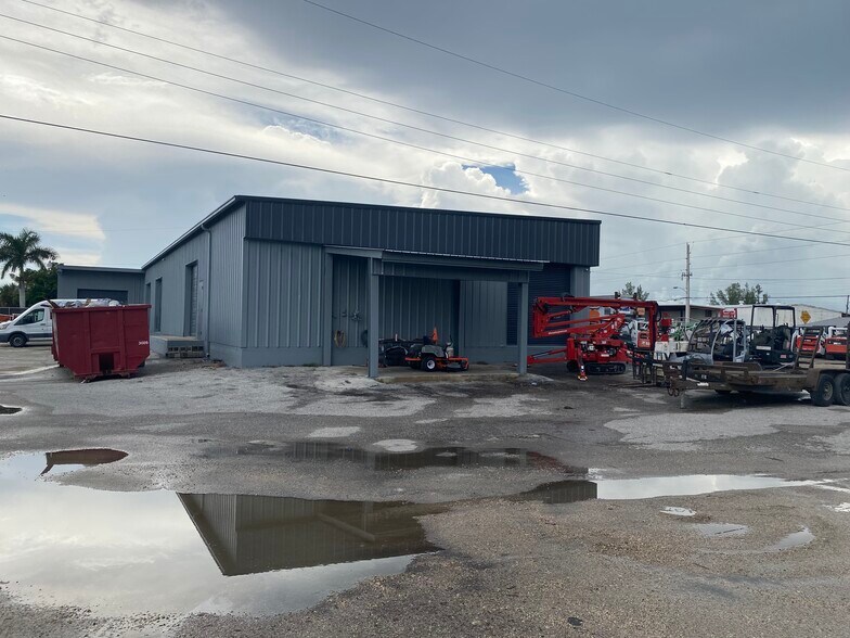 More Photos Of 25115 Marion Ave, Punta Gorda Warehouse For Sale