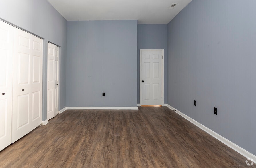 More Photos Of 900 Cathedral St, Baltimore Apartments For Lease