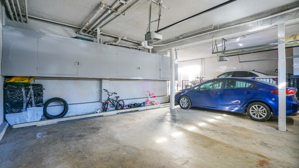 More Photos Of 1157 Justin Ave, Glendale Apartments For Sale