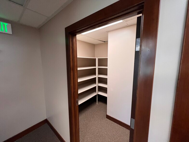 More Photos Of 1492 E Ridgeline Dr, Ogden Medical For Lease