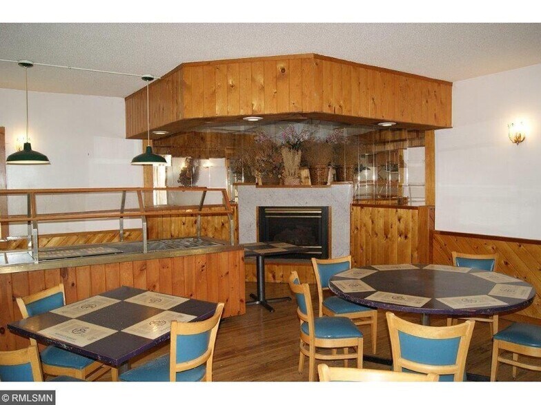 More Photos Of 500 1st St E, Park Rapids Restaurant For Sale