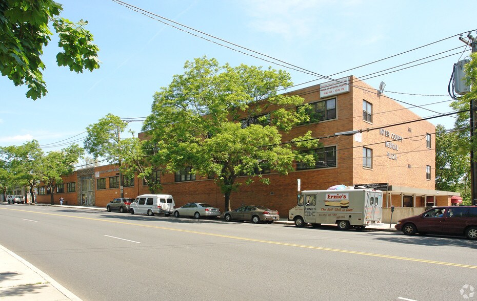 More Photos Of 949-955 Yonkers Ave, Yonkers Medical For Lease
