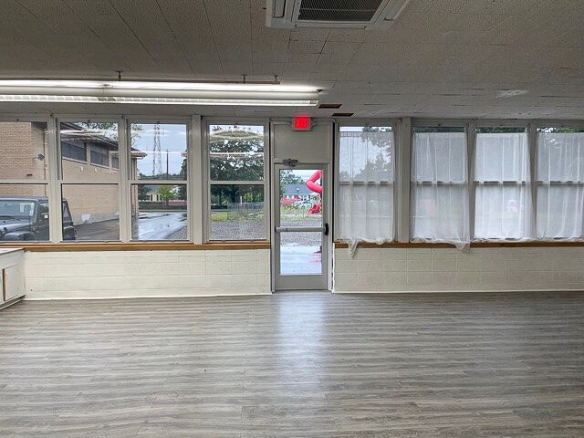 More Photos Of 740 Colonel Ledyard Hwy, Ledyard Storefront For Lease