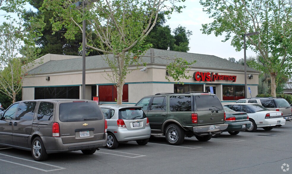 More Photos Of 1003 E Devonshire Ave, Hemet General Retail For Sale