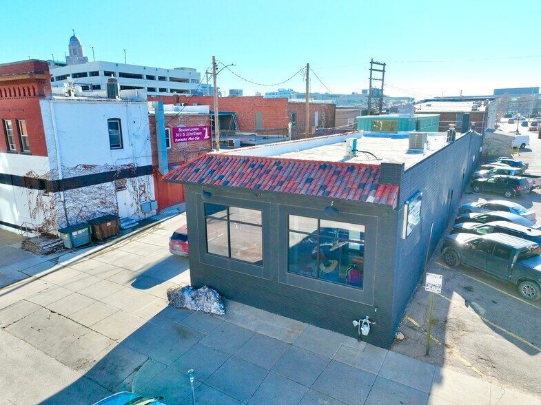 More Photos Of 1029 M St, Lincoln Showroom For Sale