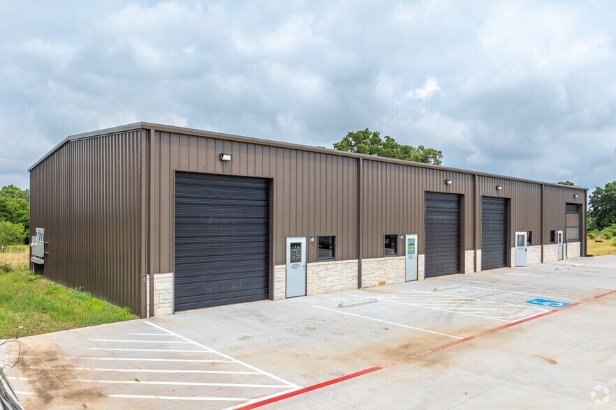 More Photos Of 8320 State Highway 34 S, Quinlan Unknown For Lease