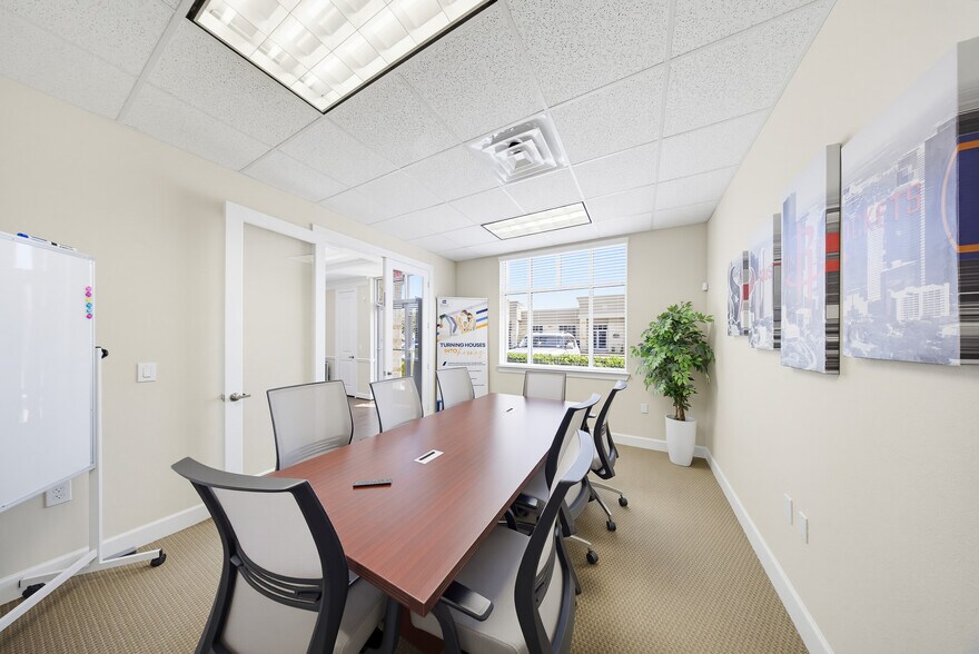 More Photos Of 1526 Katy Gap Rd, Katy Office For Sale