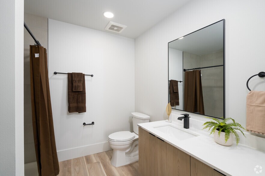 More Photos Of 4112 W 24th Ave, Kennewick Apartments For Lease