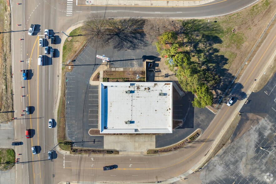 More Photos Of 5240 Summer Ave, Memphis Restaurant For Lease