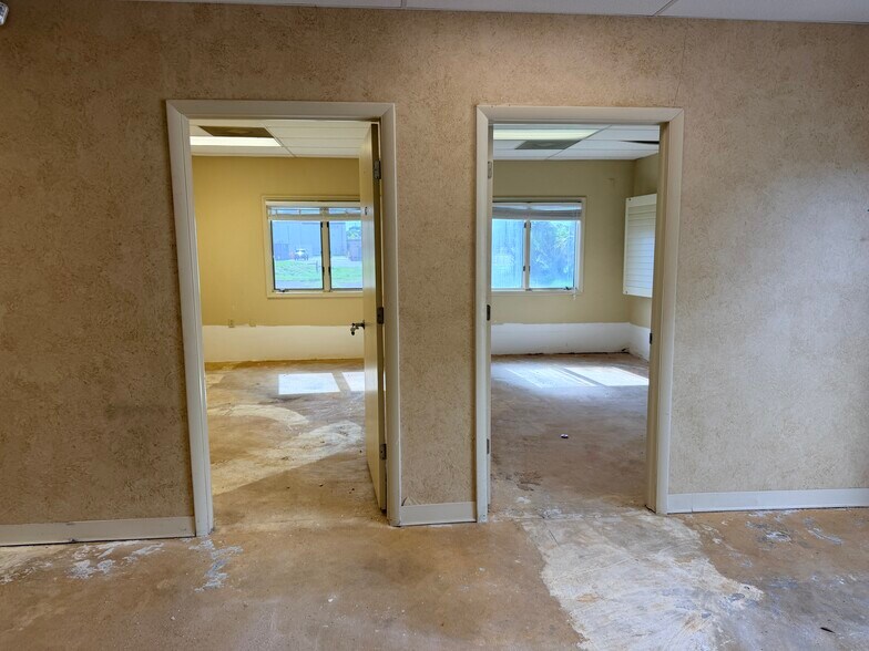 More Photos Of 7491 Ulmerton Rd, Largo Medical For Lease
