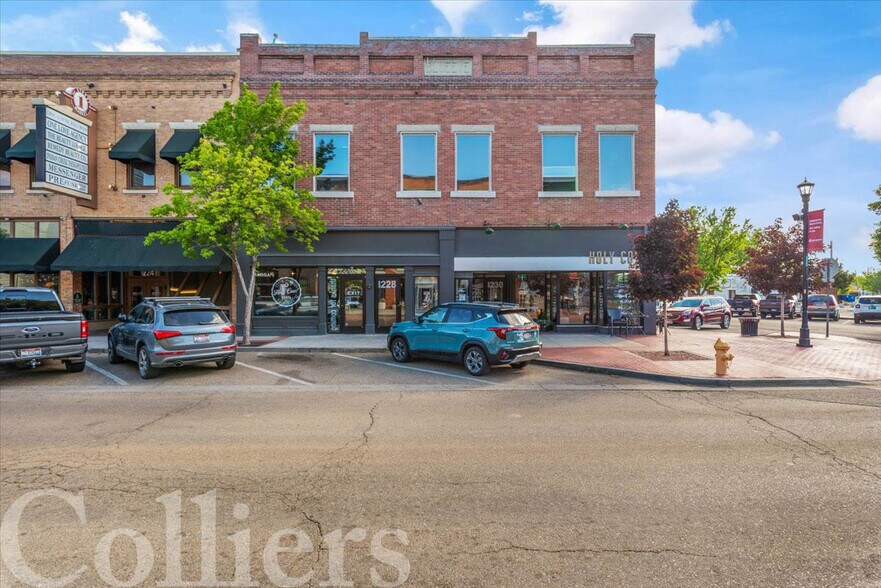 More Photos Of 1226 1st St S, Nampa Storefront Retail Office For Sale