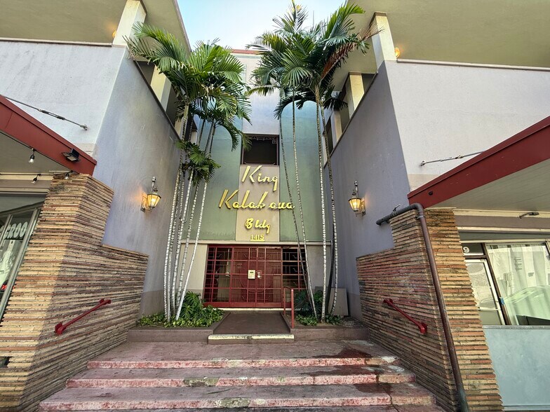 Primary Photo Of 1401-1415 Kalakaua Ave, Honolulu Storefront Retail Office For Lease