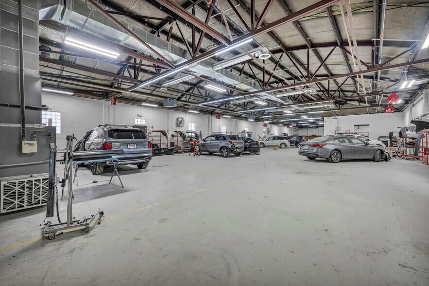 More Photos Of 1025 E Fifth Ave, Columbus Warehouse For Lease