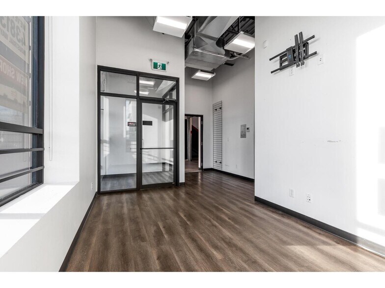 More Photos Of 45949 Rowat Av, Chilliwack Auto Repair For Sale