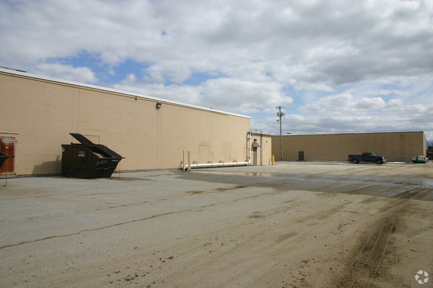 More Photos Of 241 S Main St, Rutland Unknown For Lease