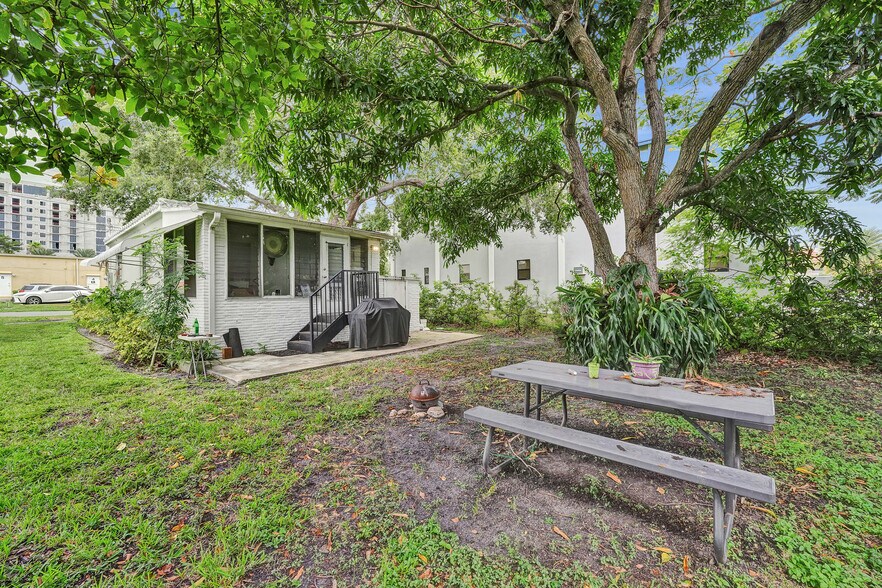 More Photos Of 121 SE 1st Ave, Dania Beach Auto Repair For Sale