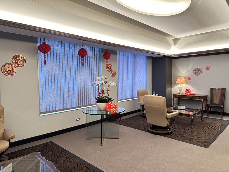 More Photos Of 215 N Marengo Ave, Pasadena Office For Sale