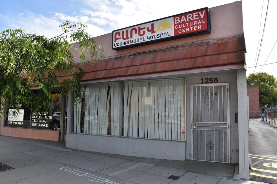 Primary Photo Of 1256 S Glendale Ave, Glendale Storefront For Lease