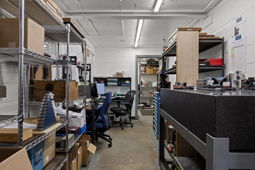 More Photos Of 1410 Workman Rd, Chattanooga Manufacturing For Lease