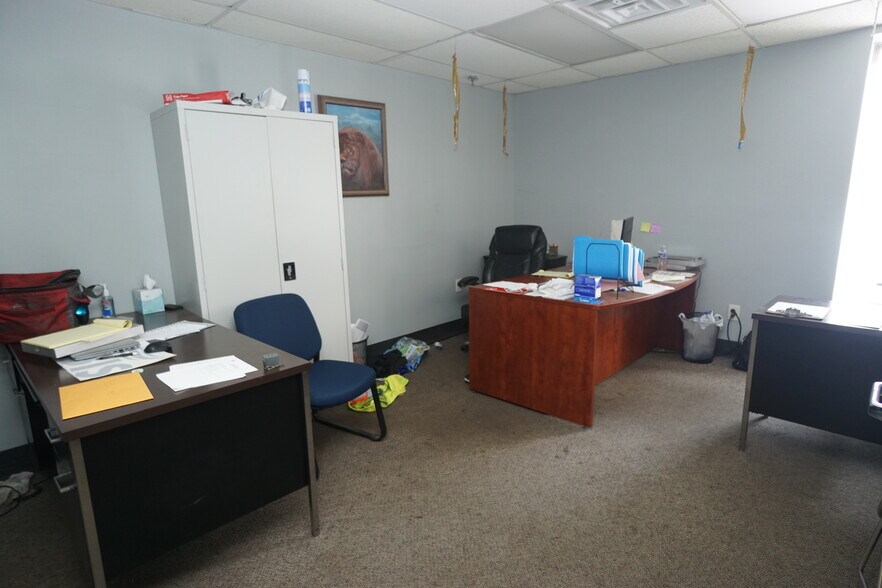 More Photos Of 12950 Haggerty Rd, Belleville Manufacturing For Lease