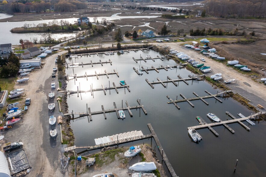 More Photos Of 54 Old Boston Post Rd, Westbrook Marina For Sale