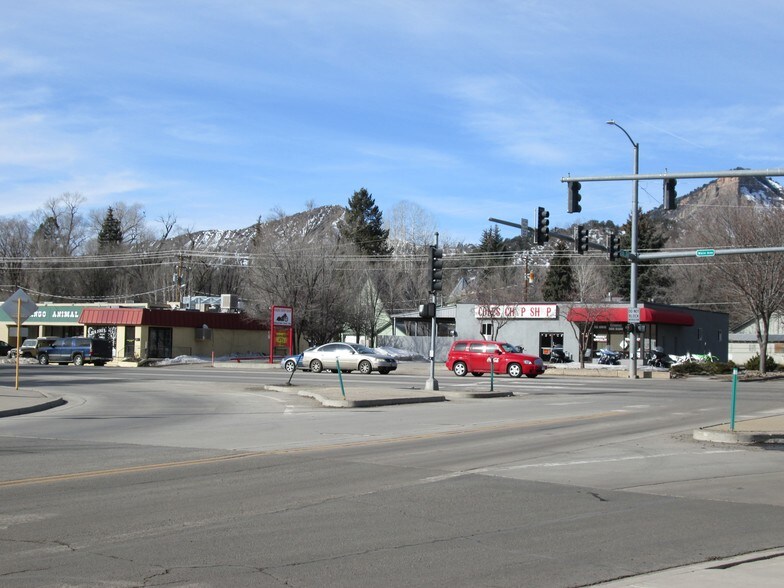 More Photos Of 2497 Main Ave, Durango Auto Repair For Lease