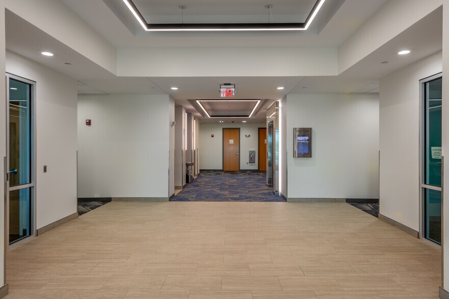 More Photos Of 134 Turnpike Rd, Southborough Medical For Lease