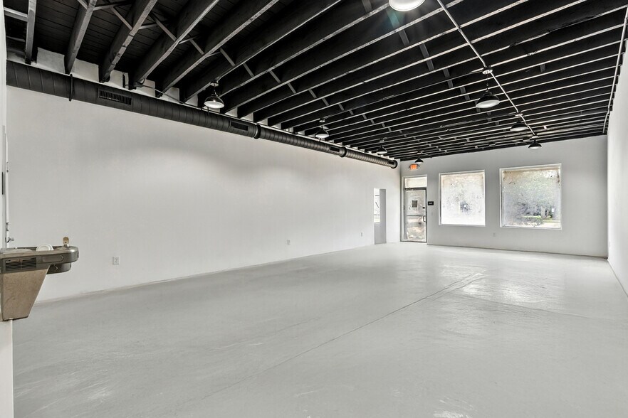 More Photos Of 1200 Kings Ave, Jacksonville Freestanding For Lease